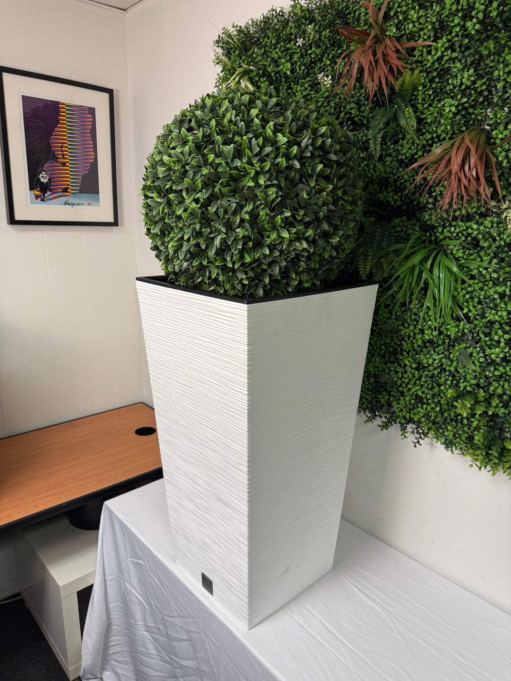 Furu White Square Planter – 30" Horizontal Lined Texture