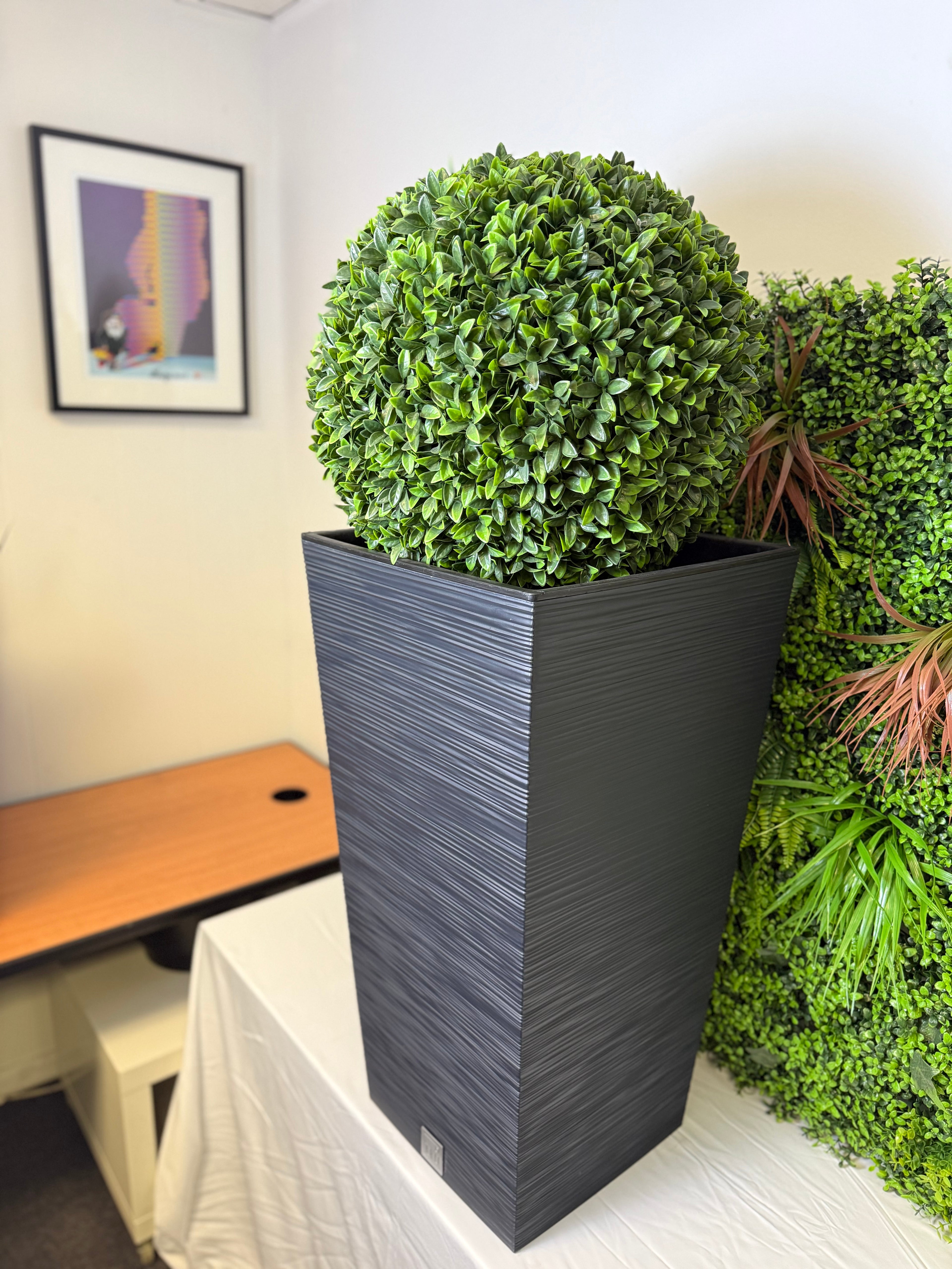 Furu Black Square Planter – 30" Horizontal Lined Texture