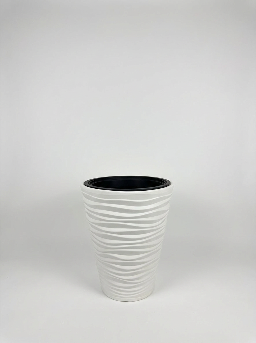Wave City Medium White Round Planter – 17.3" Wavy Textured Design