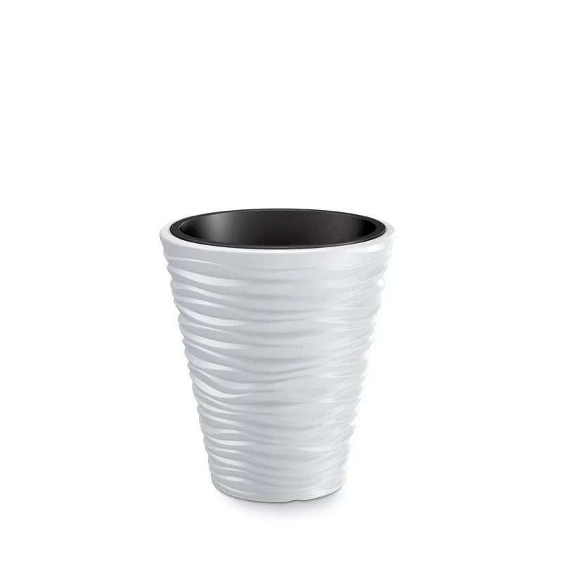 Wave City Medium White Round Planter – 17.3" Wavy Textured Design