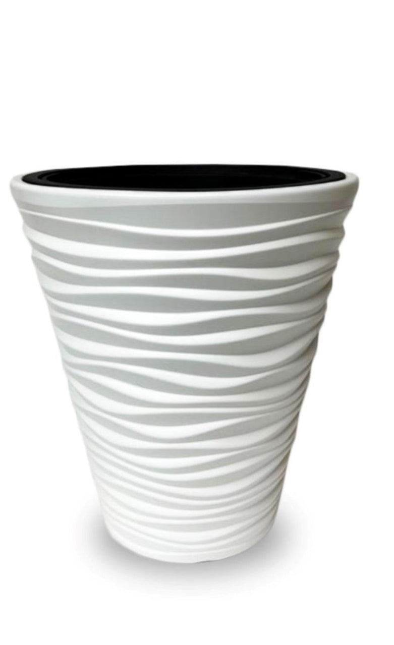 Wave City Medium White Round Planter – 17.3" Wavy Textured Design